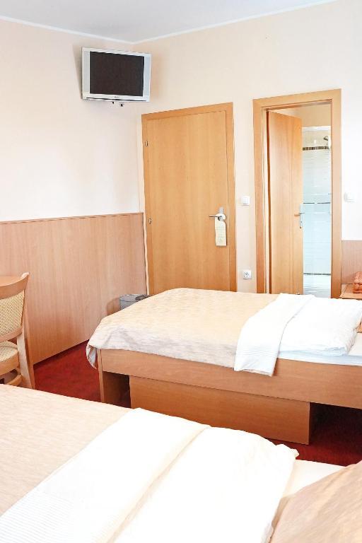 Guest House Pri Gondoli Maribor Eksteriør billede
