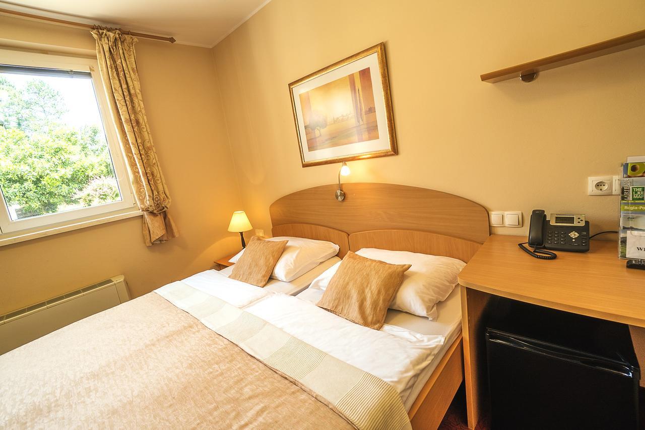 Guest House Pri Gondoli Maribor Eksteriør billede